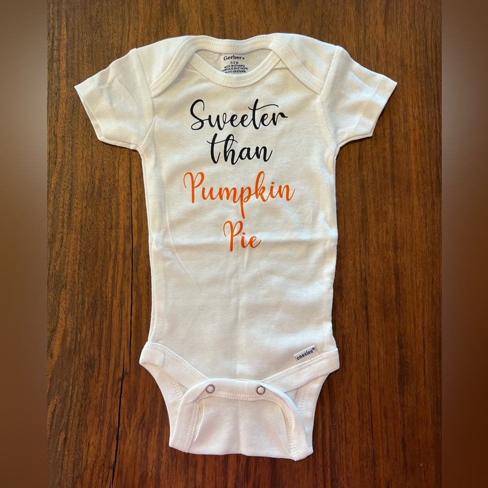 Fall- Pumpkin Onesie- Handmade-Size 0-3 Months NWOT